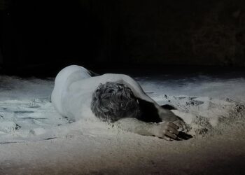 Així va ser ‘Pols’, el concert del Proto-fest per denunciar la devastació de totes les guerres