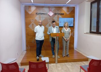 El ple de Tortosa decideix si l’Ajuntament assumeix el servei del pàrquing de la plaça d’Alfons XII de forma temporal