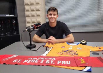 Isak Martí, el primer roquetero que jugarà a la Superlliga 1, l’elit del vòlei estatal