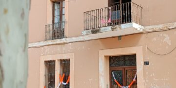 Amposta fa obres per posar serveis turístics i un restaurant a les cases del Castell