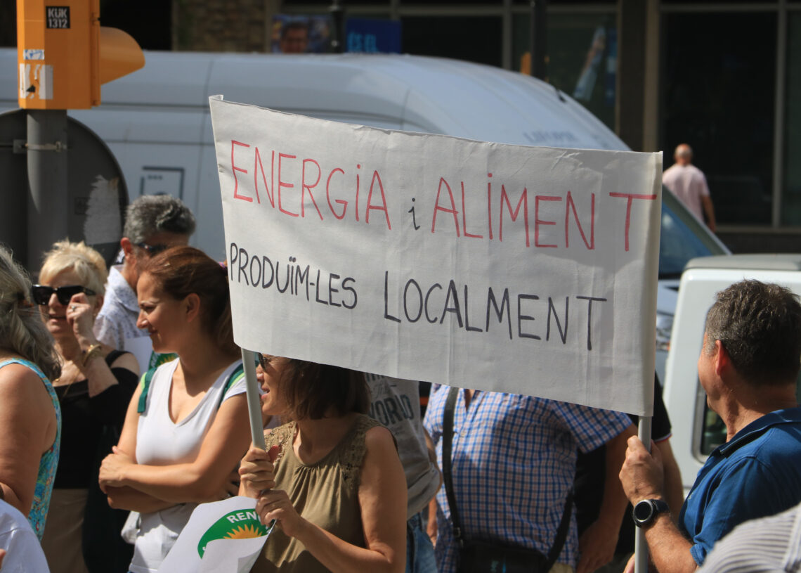 L’entitat Prioritat avisa que la línia de MAT entre Catalunya i Aragó ‘parteix en dos’ Tarragona i les Terres de l’Ebre