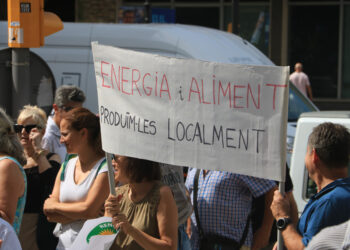 L’entitat Prioritat avisa que la línia de MAT entre Catalunya i Aragó ‘parteix en dos’ Tarragona i les Terres de l’Ebre