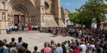 Morella decreta dol oficial i suspèn alguns actes del Sexenni per un accident mortal