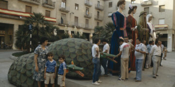 Anatomia d’una foto: quan la gran Colita va retratar les cucaferes, els nanos i els gegants