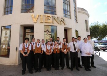 Adéu-siau, 16 anys després, als vienesos del Mercat del Peix