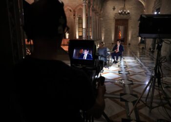 Illa reactivarà aquest dimarts la mesa tècnica sobre l’aeroport del Prat i promet ‘màxim rigor mediambiental’