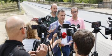 La mancomunitat Tortosa-Roquetes i la Diputació renoven el ferm del vial del polígon del Pla de l’Estació