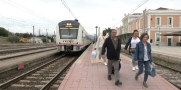 Usuària a Móra la Nova: ‘El trajecte és una odissea, sembla que viatgis al cul del món’