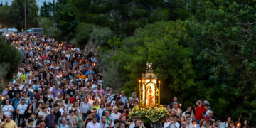 Devoció i sentiment a Alcanar amb la baixada de la Mare de Déu del Remei per les festes Quinquennals