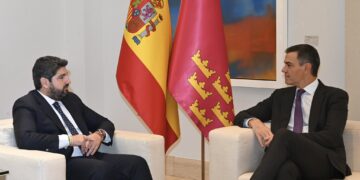 El president de Múrcia demana a Sánchez un nou pacte nacional de l’aigua amb transvasaments i interconnexions