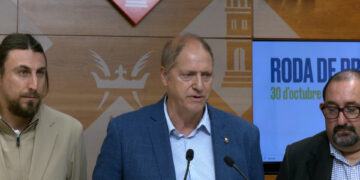 Moció de Junts per Tortosa per instal·lar més punts de recàrrega de vehicles elèctrics als barris i als pobles dels Reguers i Vinallop