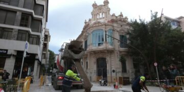 Nyaps urbanístics tortosins: el ‘bulevard’ del carrer Cervantes