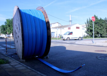 La fibra òptica pública de la Generalitat encara ha d’arribar a un terç dels pobles de les Terres de l’Ebre