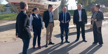 El delegat del govern espanyol a Catalunya visita els danys causats per les danes a la comarca del Montsià