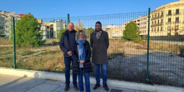 Roigé denuncia el retard en la posada en funcionament del segon aparcament de Renfe