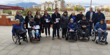 ASSIDE reclama respecte als aparcaments reservats per a persones amb mobilitat reduïda