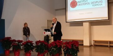 L’Institut Cristòfol Despuig homenatja a Joan Sabaté per la seva jubilació