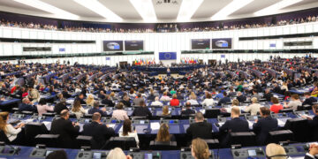 “Democràcia sota pressió: lliçons d’un any convuls”, per Jesús Gellida