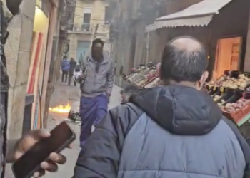 Detingut l’autor de calar foc a una fruiteria del carrer Montcada de Tortosa després d’una baralla