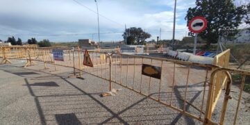 Front comú a Amposta per reclamar l’obertura de l’accés al Lligallo de Lorente, entre el polígon l’Oriola i la N-340