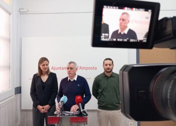 Amposta cedirà la coberta de l’antic escorxador a la comunitat energètica impulsada per la Cambra de Comerç