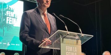 El president Salvador Illa celebra l’acord amb els pagesos i que Catalunya es lleva ‘sense carreteres tallades’