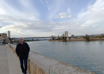 ‘Josep Maria Simó. Recuperació de l’article publicat a la Revista Amposta el gener del 1985 sobre aprovació del Pla General d’Ordenació Urbana′, per Gabriel Perles