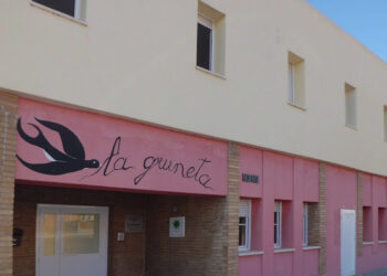 ‘Josep Maria Simó. La Gruneta, primer llar infantil municipal construïda i posada en marxa a la ciutat d’Amposta ′, per Gabriel Perles