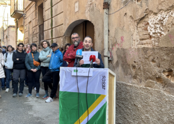 Un grup de veïns de Jesús denuncia el ‘deteriorament’ del poble