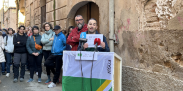 Un grup de veïns de Jesús denuncia el ‘deteriorament’ del poble