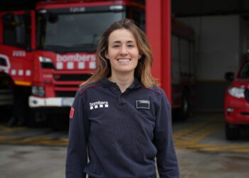 Núria Pinyes, la primera bombera de les Terres de l’Ebre: ‘Per aquesta professió calen més qualitats que la força’
