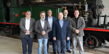 El Museu del Ferrocarril de Móra la Nova suma una desena de vehicles històrics de Ferrocarrils de la Generalitat
