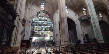 El Bisbat restaura el gran retaule de Sant Josep de la Catedral de Tortosa