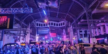 ‘On la connectivitat flueix: un tomb pel Mobile World Congress 2025’, per Irene López