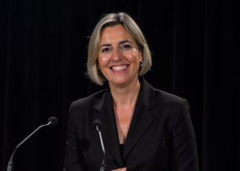 ‘Si vis pacem, para bellum – Si vols la pau, preparat per a la guerra’, per Diana Valimanya