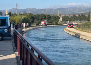 Una nena morta i un nen ferit molt greu en caure el cotxe en què viatjaven al canal de Roquetes