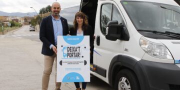 Arrenca la prova pilot de la nova línia de transport urbà de Roquetes