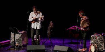 Litterarum amplia mirades a altres territoris de parla catalana en la seva majoria d’edat