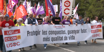 Els sindicats ebrencs reclamen millores laborals i serveis dignes durant la manifestació del Dia del Treballador