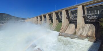 La CHE reforça l’estudi de la mobilització de sediments aprofitant la crescuda controlada del riu