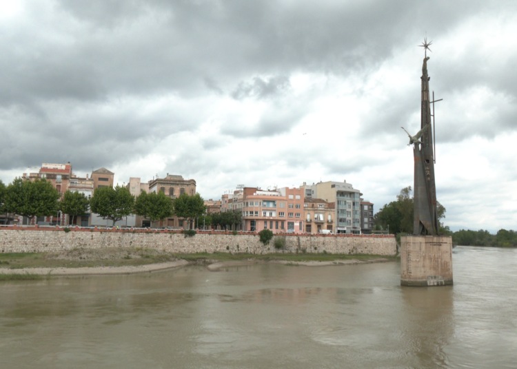 La Comissió per la Retirada dels Símbols Franquistes denuncia els lligams del COREMBE amb entitats d’extrema dreta