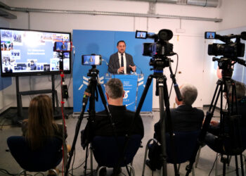 Investiguen l’expresident del CAT, Joan Alginet, per presumptes irregularitats en una adjudicació