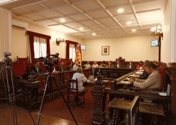 Enganxada de Junts per Tortosa amb la resta de formacions per l’empresa d’aigües