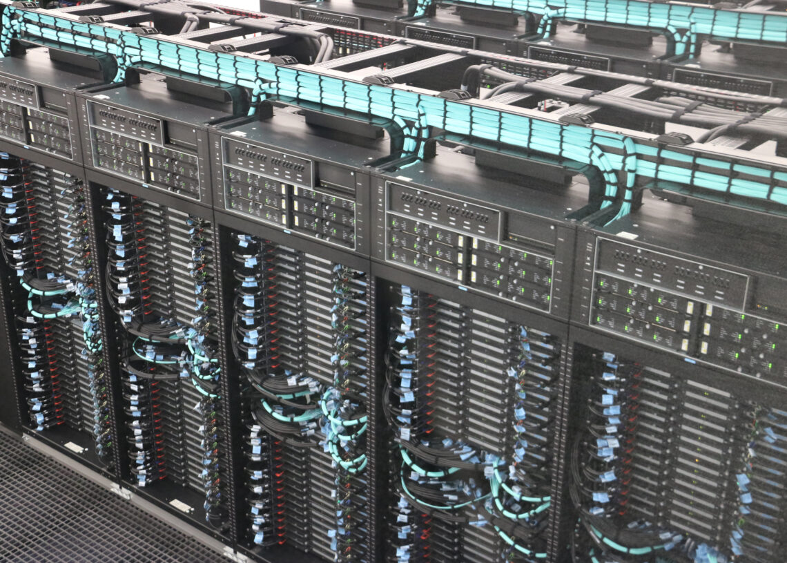 El govern espanyol proposa Móra la Nova per acollir una de les gigafactories europees d’Intel·ligència Artificial