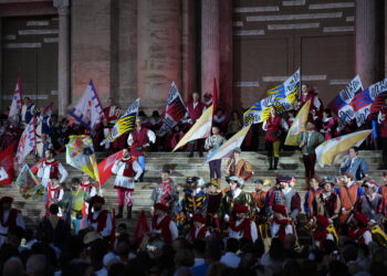Tortosa s’endinsa al segle XVI amb la cerimònia d’inauguració de la XXVIII Festa del Renaixement