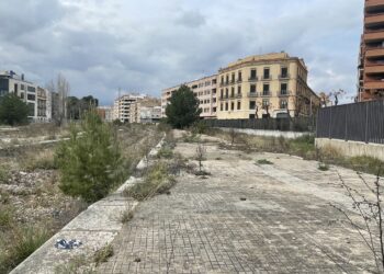 Tortosa licita per 448.000 euros l’obra per fer un aparcament amb zona enjardinada als terrenys de Renfe