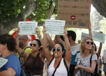 USTEC afirma que la responsabilitat en el desgavell de les adjudicacions recau sobre el decret de plantilles