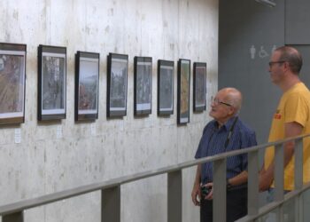 El Rastre de Tortosa reviu el seu passat festiu a través d’una exposició fotogràfica d’Antonio Roca