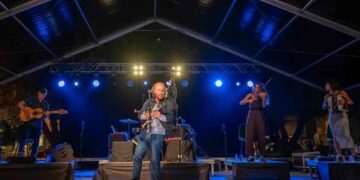 El gaiter Carlos Núñez fa vibrar Roquetes en la 32a edició del Tradicionàrius