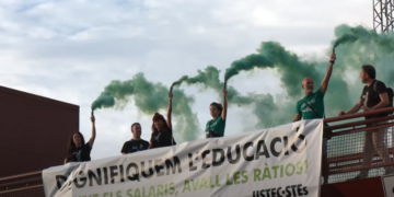 USTEC denuncia una sobrecàrrega a les aules i reclama millores salarials